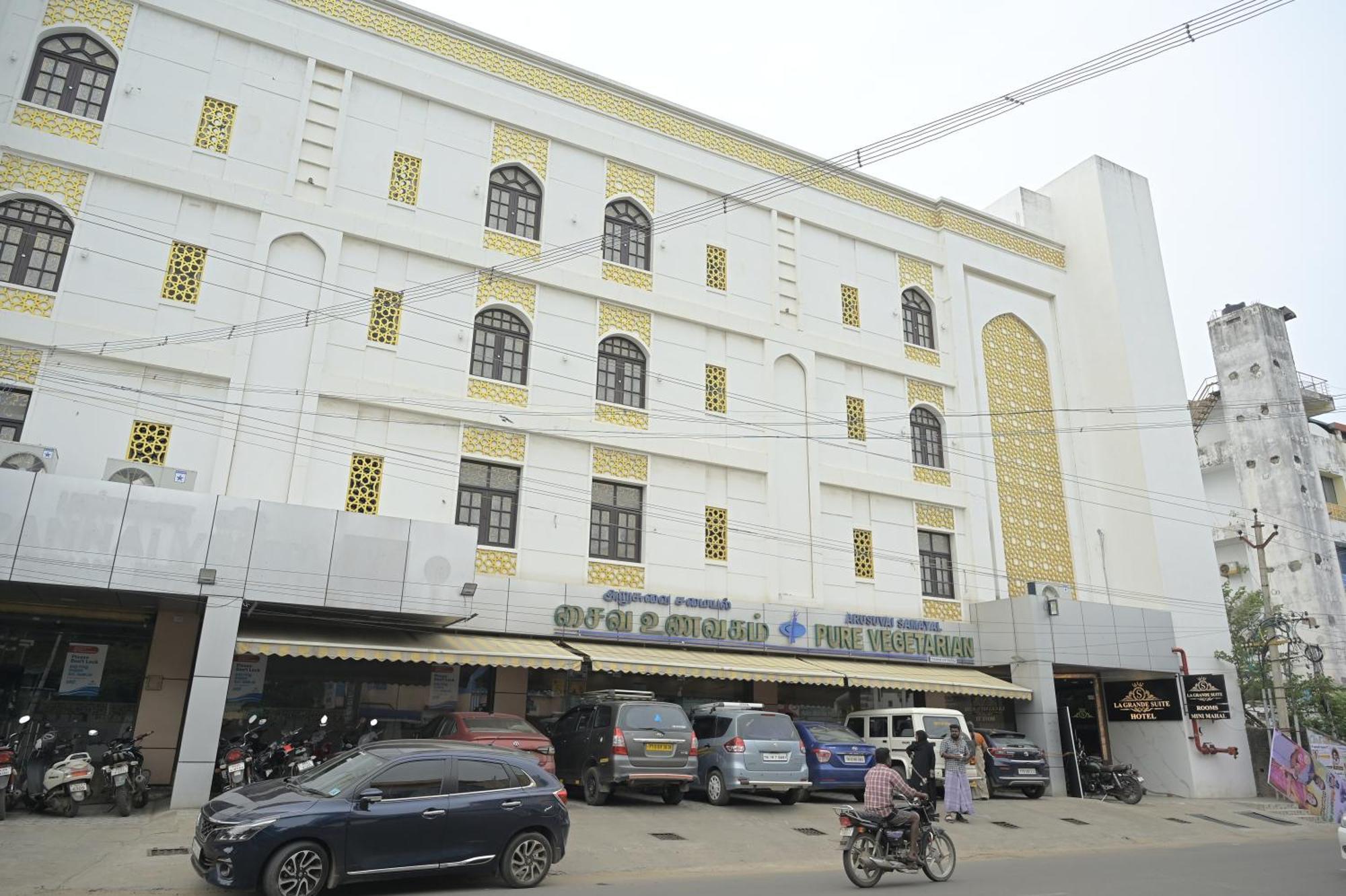 La Grande Suite Karaikal Exterior foto